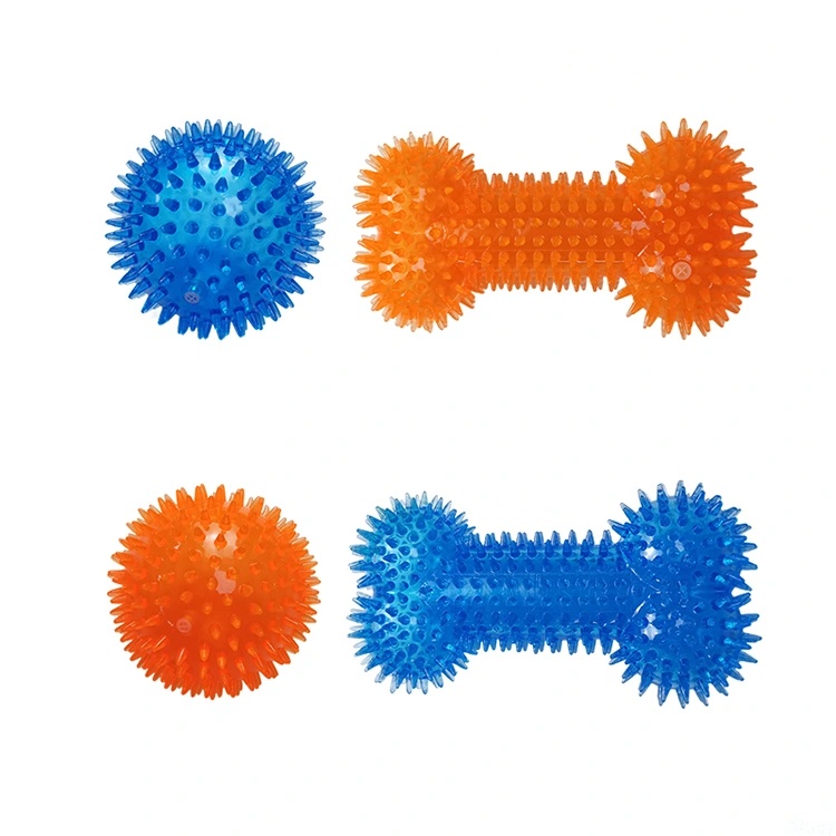 TPR spiky knoglekugle med squeaker